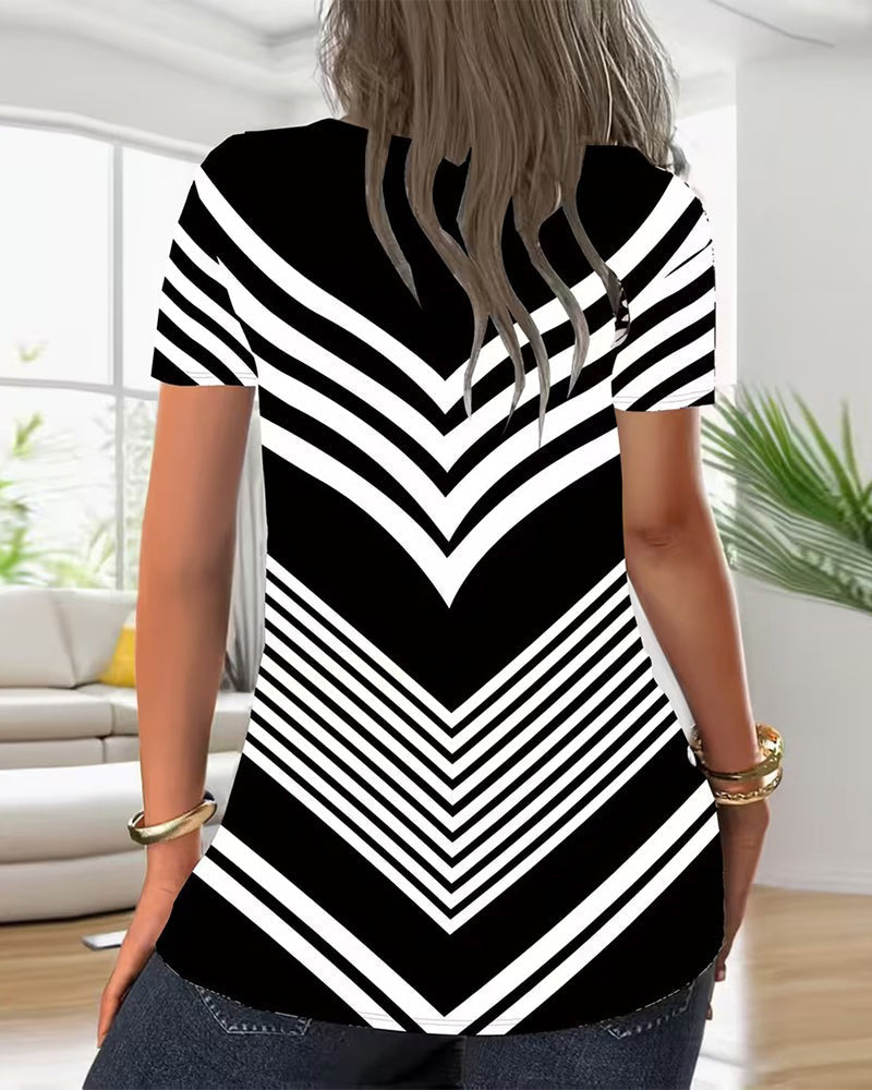 Maglietta con zip, scollo a V e righe
