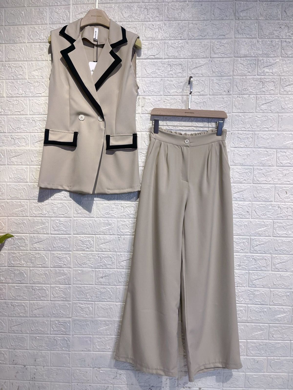 Tailleur Wanda chic 🤍 giacca + pantalone