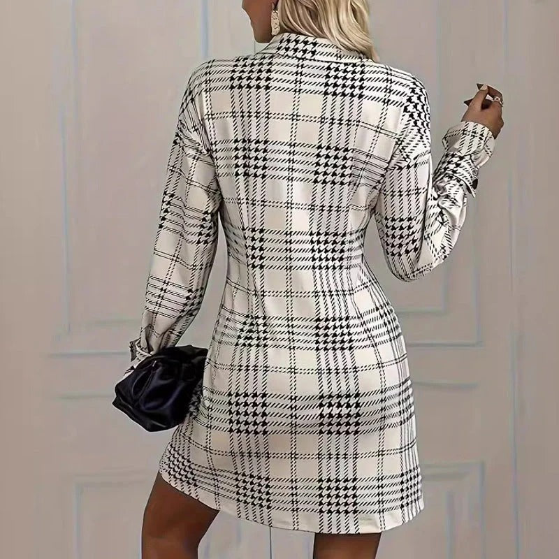 Minidress Roby con bottoni