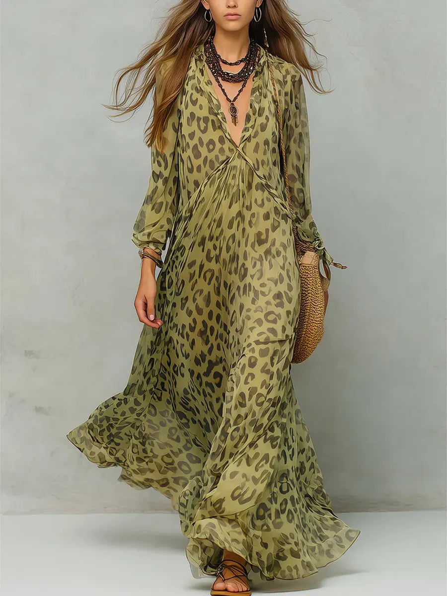 Abito lungo casual ed elegante con stampa artistica a motivo leopardato retrò