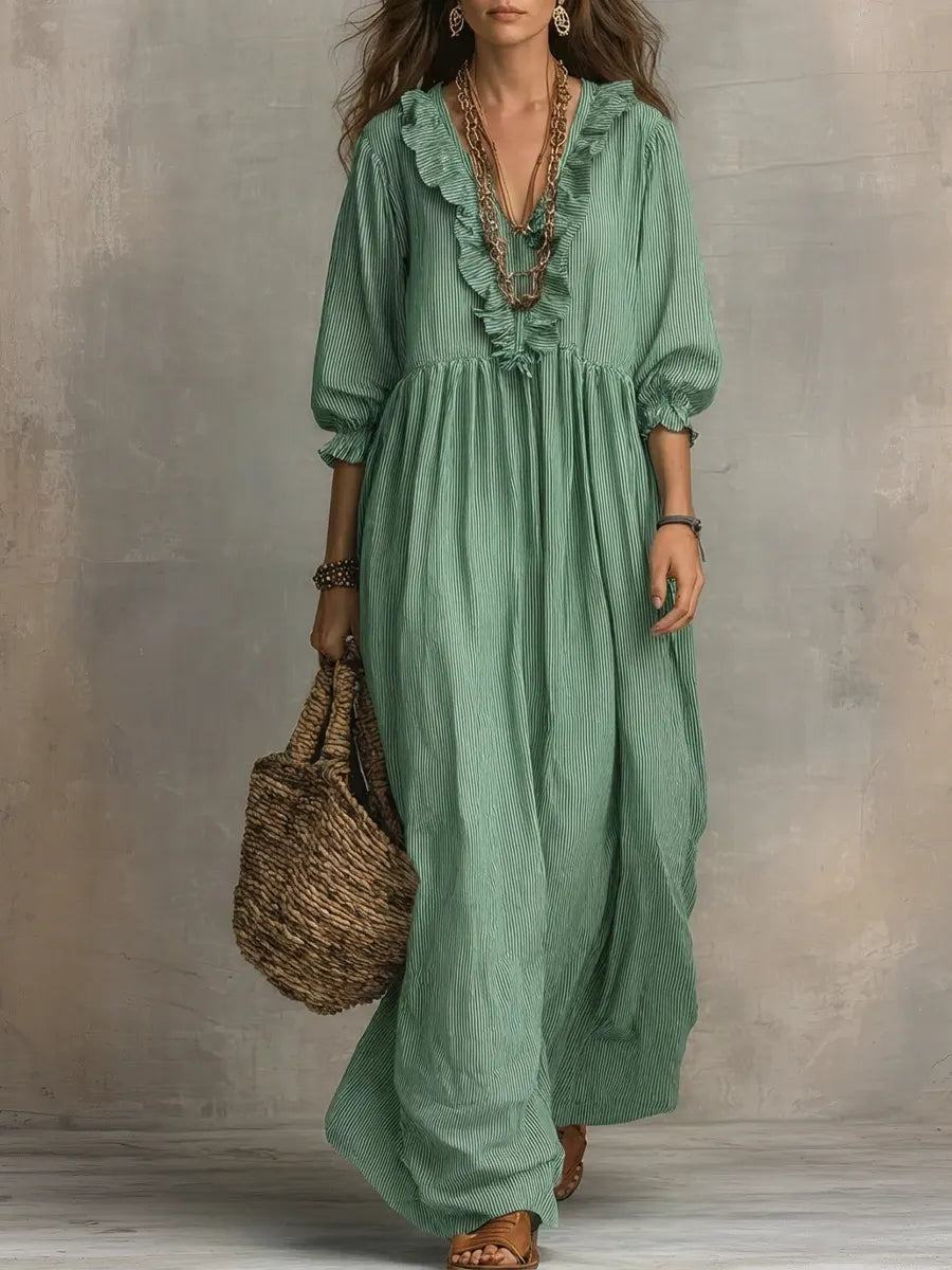 Abito lungo casual ed elegante con stampa a righe e volant
