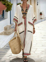 Abito casual e ampio in cotone e lino con stampa a contrasto, scollo a V e maniche a 3/4.