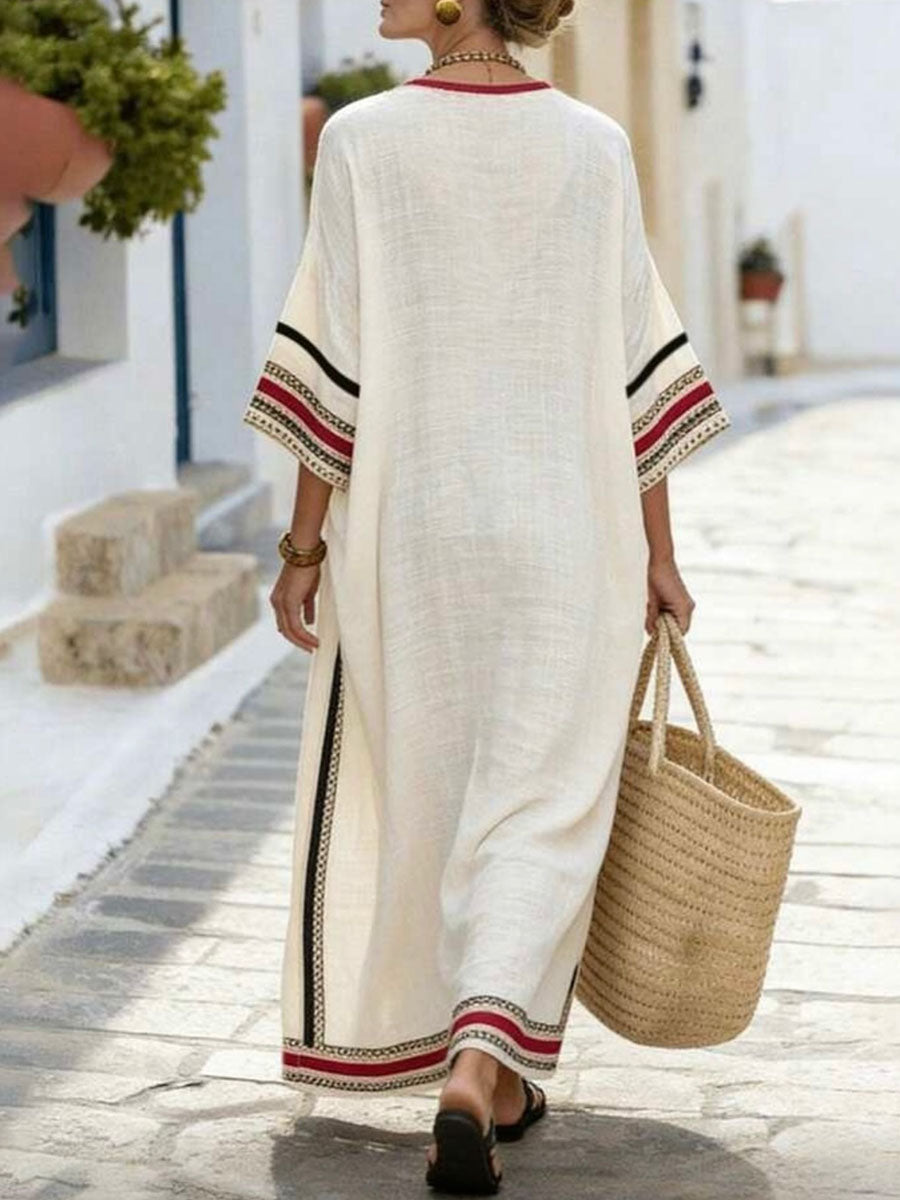 Abito casual e ampio in cotone e lino con stampa a contrasto, scollo a V e maniche a 3/4.
