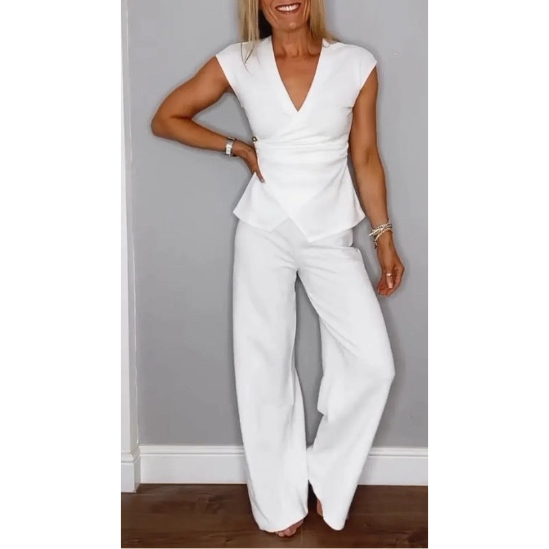 Set composto da top con scollo a V e pantaloni in cotone super elasticizzato
